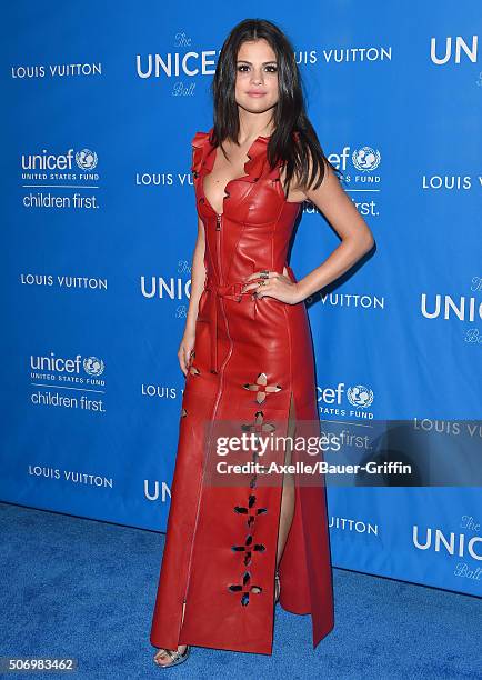 Actress/singer Selena Gomez arrives at the 6th Biennial UNICEF Ball at the Beverly Wilshire Four Seasons Hotel on January 12, 2016 in Beverly Hills,...