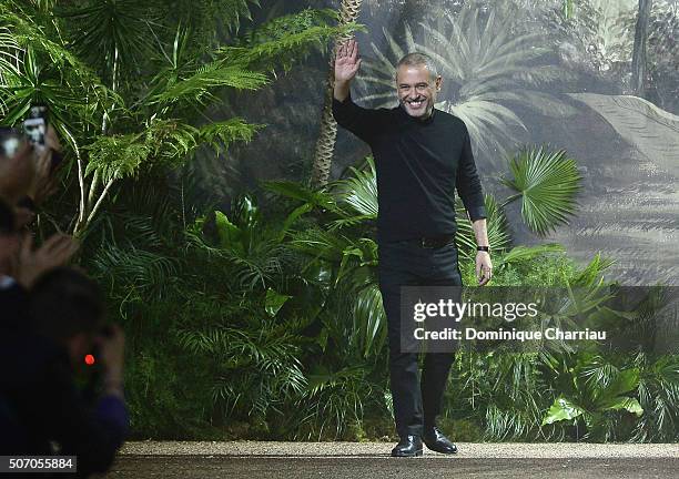 Elie Saab aknowledges the applause after his show as part of Paris Fashion Week on January 27, 2016 in Paris, France.