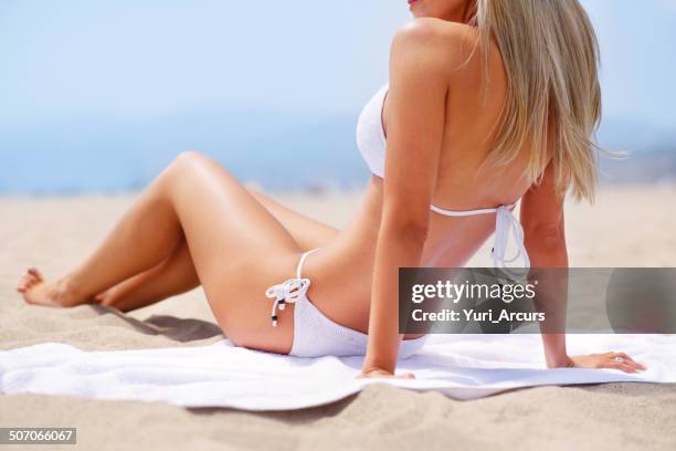 she's got that beach body! - tanned body stock pictures, royalty-free photos & images