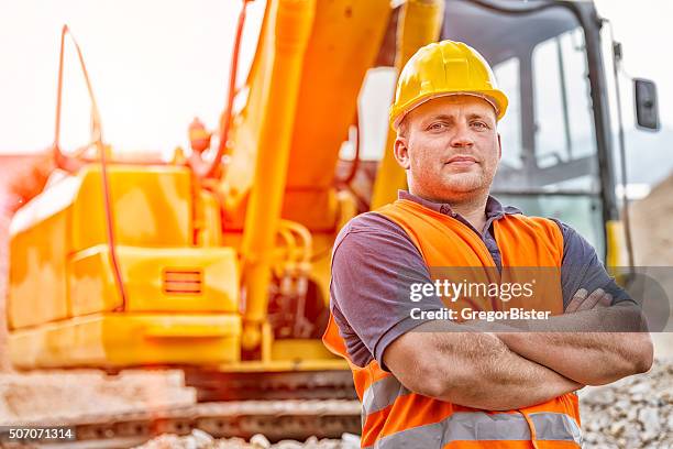 terra digger motorista - excavator - fotografias e filmes do acervo