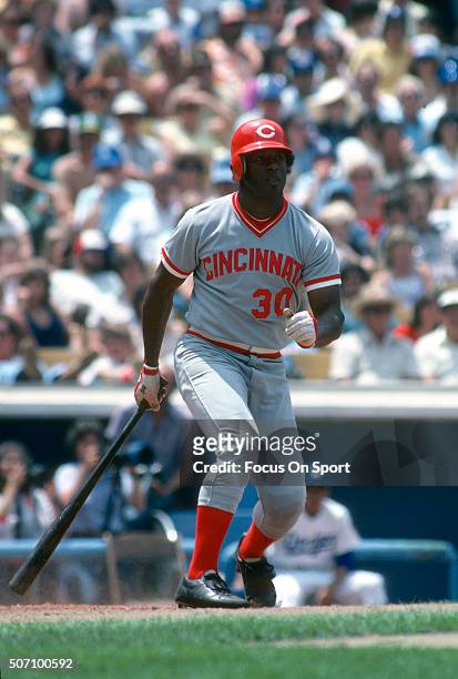 Ken Griffey Sr of the Cincinnati Reds bats against the Los Angeles Dodgers during a Major League Baseball game circa 1978 at Dodger Stadium in Los...