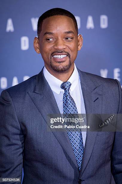 Actor Will Smith attends the Concussion premiere at Callao City Lights Cinema on January 27, 2016 in Madrid, Spain.