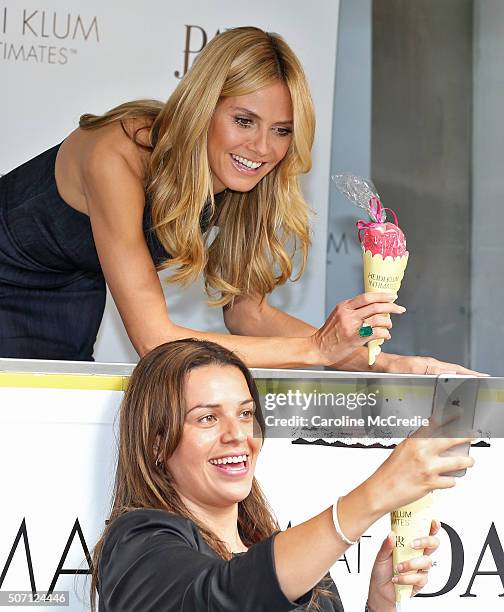 Heidi Klum hands out gifts from the Heidi Klum Intimates Lingerie Truck at David Jones on January 28, 2016 in Sydney, Australia.