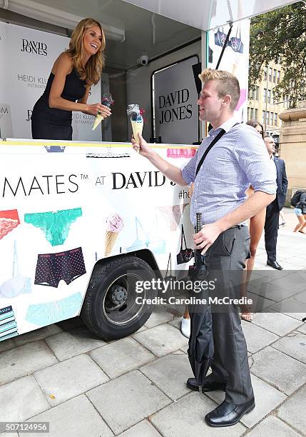 Heidi Klum hands out gifts from the Heidi Klum Intimates Lingerie Truck at David Jones on January 28, 2016 in Sydney, Australia.