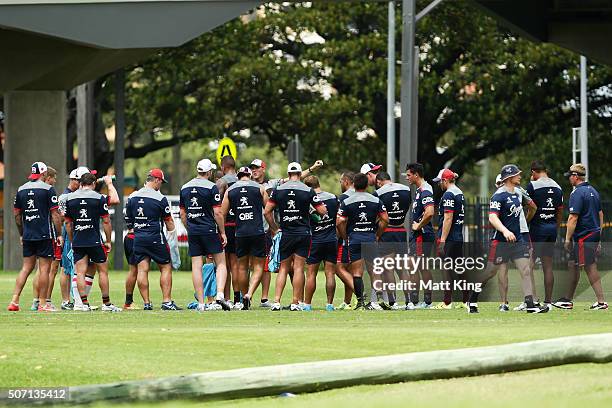 Roosters players train during a Sydney Roosters training session on January 28, 2016 in Sydney, Australia.