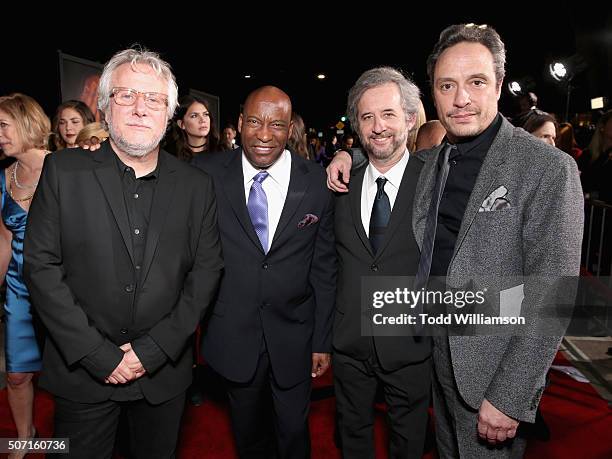 Larry Singleton Roxane 150 Larry Singleton Stock Photos, High-Res Pictures, and Images - Getty ...
