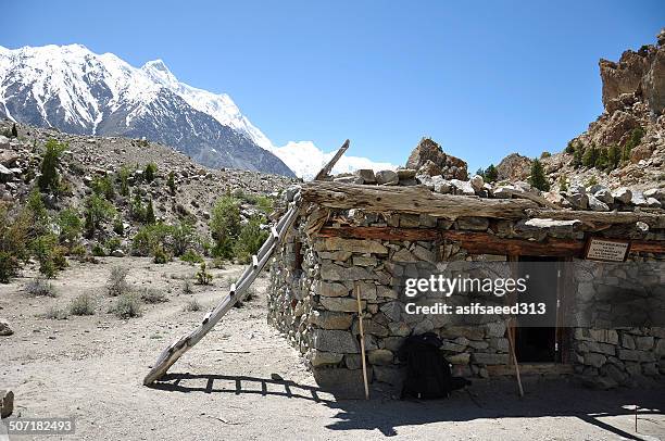 Alidad Rind 33 Alidad Stock Photos, High-Res Pictures, and Images - Getty Images