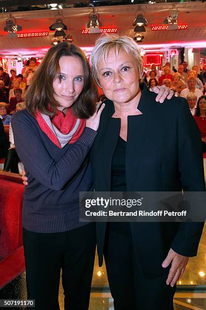 Pianist Helene Grimaud and Humorist Muriel Robin attend the 'Vivement Dimanche' French TV Show at Pavillon Gabriel on January 27, 2016 in Paris,...