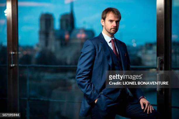 Director of La tour d'Argent restaurant Andre Terrail poses in Paris on January 26, 2016. - Some 3,000 objects from "La Tour d'Argent " will be...