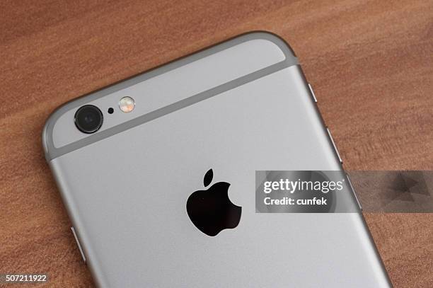 63 Iphone 6s Space Grey Stock Photos and High-Res Images - Getty