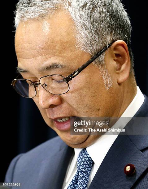 Economy minister Akira Amari attends a news conference announcing his resignation on January 28, 2016 in Tokyo, Japan. Amari announced his...