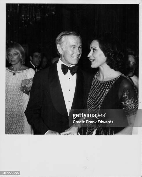 Television host Johnny Carson and his wife Joanna, attending a dinner in honor of Israeli Prime Minister Ytzhak Rabin, Beverly Hilton Hotel, Los...