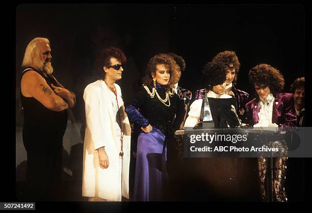 Show Coverage - Airdate: January 28, 1985. PRINCE AND THE REVOLUTION