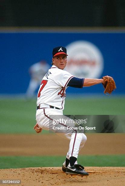 Tom Glavine of the Atlanta Braves pitches during a Major League Baseball game circa 1990 at Atlanta-Fulton County Stadium in Atlanta, Georgia....