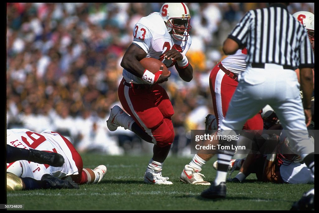 Stanford's Ellery Roberts in action vs Notre Dame. News Photo Getty