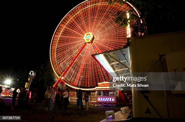 amusement park - rollercoaster loop stock pictures, royalty-free photos & images