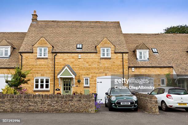 english houses in chipping campden, cotswold, england, united kingdom. - stationery elegant stock pictures, royalty-free photos & images