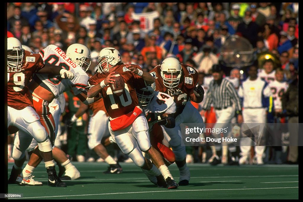 Coll. Football: Cotton Bowl. Texas QB Pe