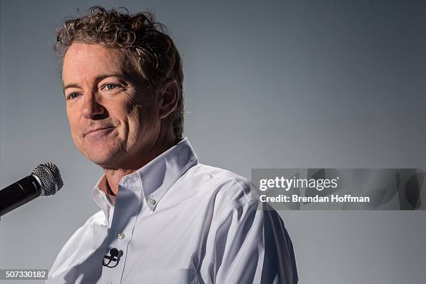 Republican presidential candidate Sen. Rand Paul speaks at a campaign event at Drake University on January 28, 2016 in Des Moines, Iowa. The...