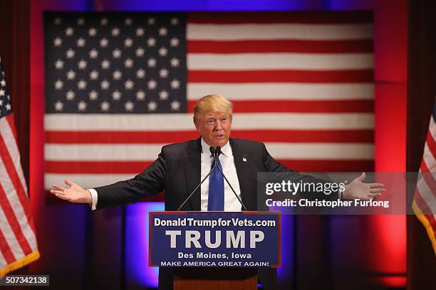 Republican presidential candidate Donald Trump speaks to veterans at Drake University on January 28, 2016 in Des Moines, Iowa. Donald Trump held his...