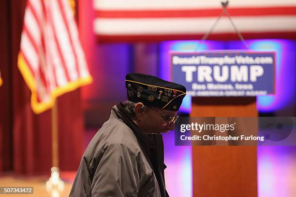 Veterans await the arrival of Republican presidential candidate Donald Trump during a "Rally to Benefit Veterans" at Drake University on January 28,...