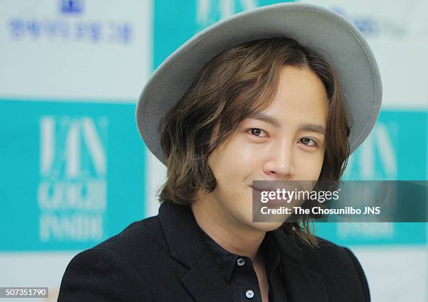 Jang Keun-suk attends the "Van Gogh Inside: Festival of Light and Music" press conference at Seoul 284 on January 11, 2016 in Seoul, South Korea.