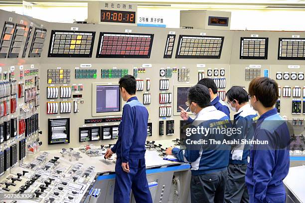 Control Rod Processing Lab 503 Control Rods Stock Photos, High-Res Pictures, and Images - Getty Images