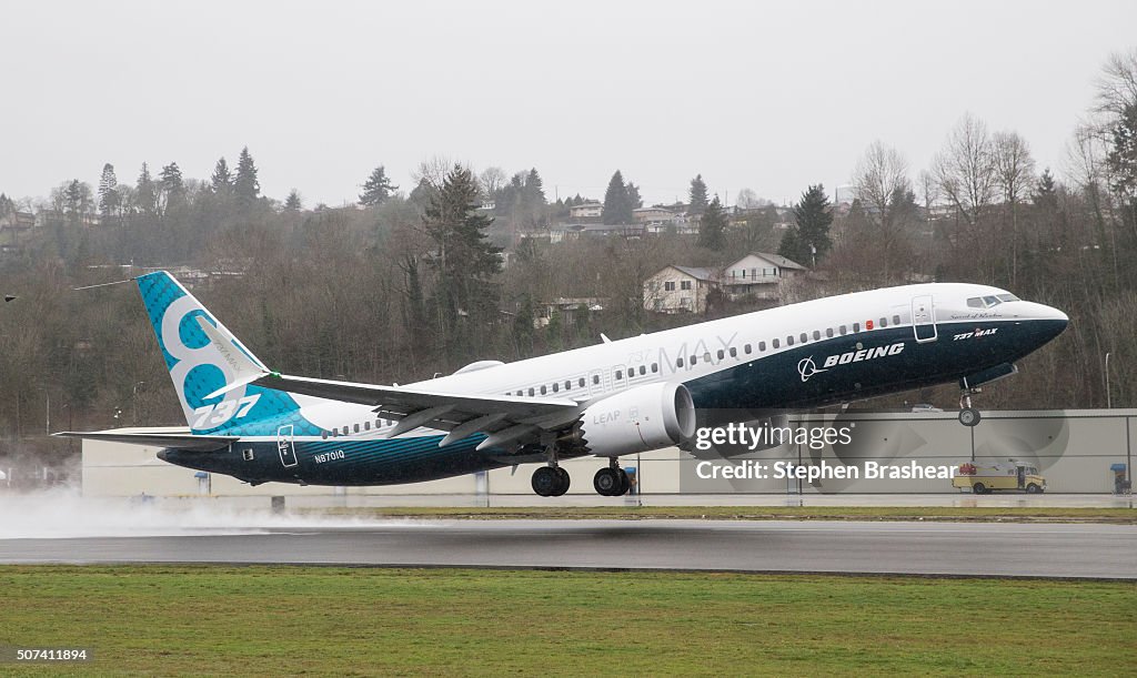 Boeing Holds First Test Flight For 737 MAX Aircraft