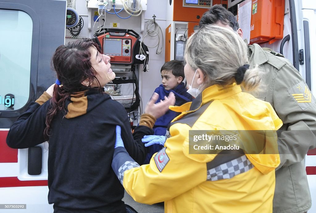 Refugee boat sinks off in Turkey's Canakkale, 10 dead