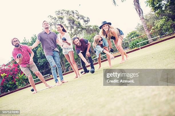 dies ist ihr spiel - lawn bowls stock-fotos und bilder