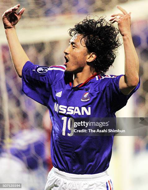 Ahn Jung-hwan of Yokohama F.Marinos celebrates scoring his team's second goal during the AFC Champions League match between Yokohama F.Marinos and...