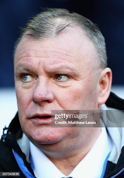 Steve Evans, manager of Leeds United looks on during The Emirates FA Cup Fourth Round match between Bolton Wanderers and Leeds United at Macron...