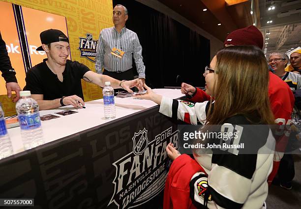 Matt Duchene of the Colorado Avalanche signs autographs during day two of the 2016 NHL All-Star NHL Fan Fair at the Music City Center on January 29,...