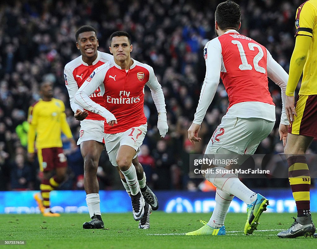 Arsenal v Burnley - The Emirates FA Cup Fourth Round