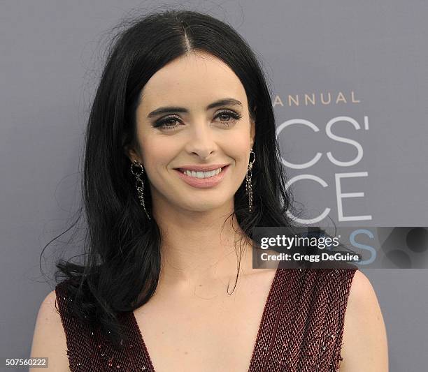 Actress Krysten Ritter arrives at the 21st Annual Critics' Choice Awards at Barker Hangar on January 17, 2016 in Santa Monica, California.