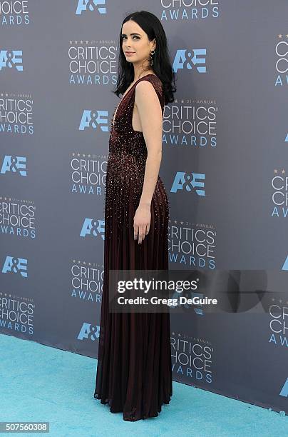 Actress Krysten Ritter arrives at the 21st Annual Critics' Choice Awards at Barker Hangar on January 17, 2016 in Santa Monica, California.