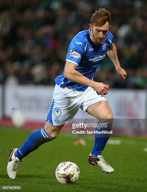 Liam Craig of St Johnstone controls the ball during the Scottish League Cup Semi final match between Hibernian and St Johnstone at Tynecastle Stadium...