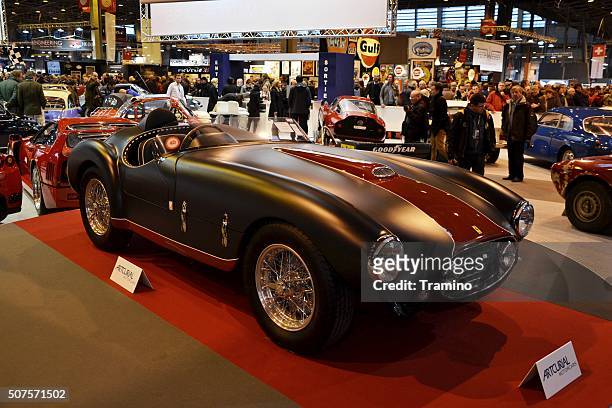 ferrari 166 mm barquette at the classic car show - auktion stock pictures, royalty-free photos & images