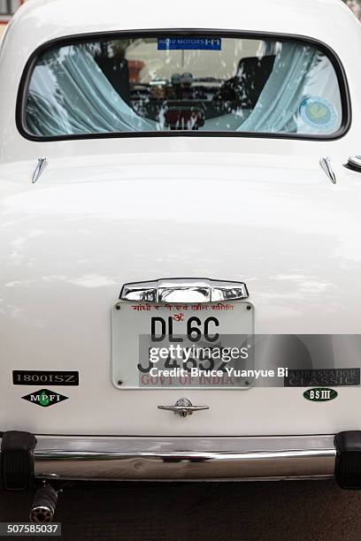 gandhi's ambassador car - ambassador car stock pictures, royalty-free photos & images
