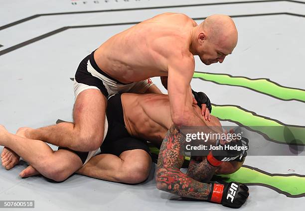George Sullivan 260 George Sullivan Ufc Photos & High Res Pictures - Getty Images