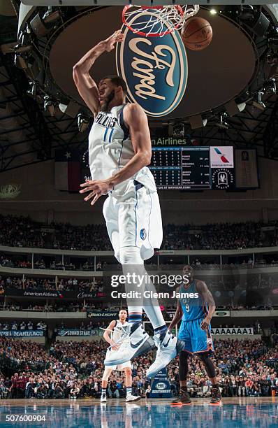 JaVale McGee of the Dallas Mavericks dunks the ball during the game against the Oklahoma City Thunder on January 22, 2016 at the American Airlines...