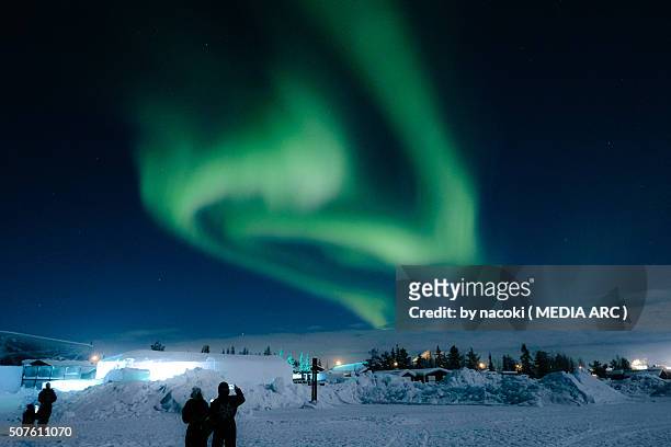 northern lights, aurora in sweden kiruna icehotel - ice hotel sweden stock pictures, royalty-free photos & images