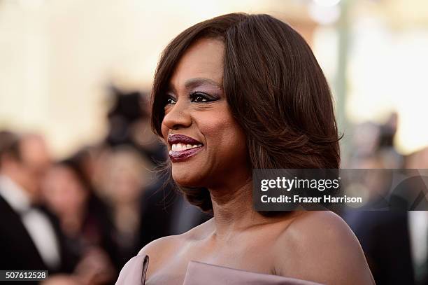 Actress Viola Davis attends the 22nd Annual Screen Actors Guild Awards at The Shrine Auditorium on January 30, 2016 in Los Angeles, California.