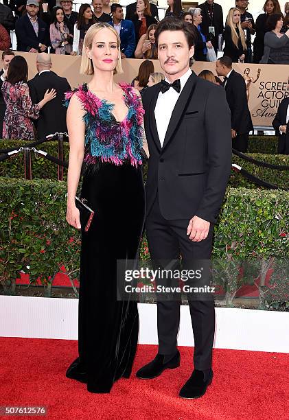 Actors Sarah Paulson and Pedro Pascal attends the 22nd Annual Screen Actors Guild Awards at The Shrine Auditorium on January 30, 2016 in Los Angeles,...