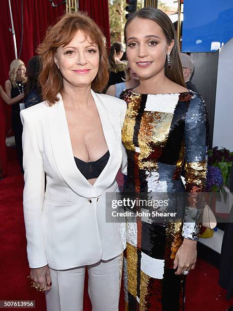 Actresses Susan Sarandon and Alicia Vikander attends the 22nd Annual Screen Actors Guild Awards at The Shrine Auditorium on January 30, 2016 in Los...