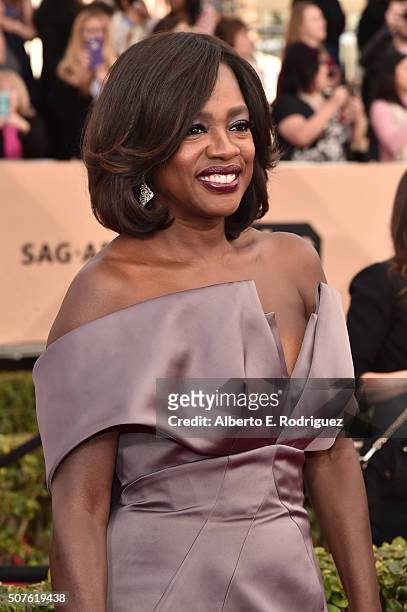 Actress Viola Davis attends the 22nd Annual Screen Actors Guild Awards at The Shrine Auditorium on January 30, 2016 in Los Angeles, California.