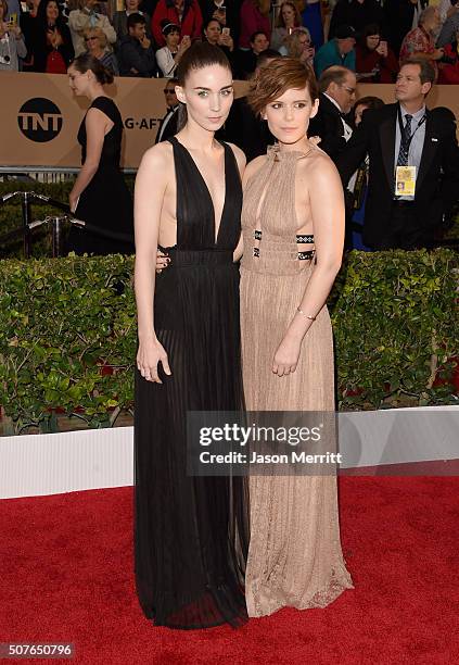 Actresses Rooney Mara and Kate Mara attend The 22nd Annual Screen Actors Guild Awards at The Shrine Auditorium on January 30, 2016 in Los Angeles,...