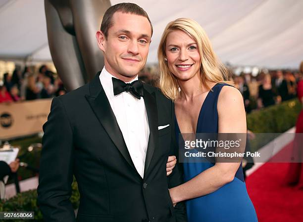 Actress Claire Danes and Hugh Dancy attend The 22nd Annual Screen Actors Guild Awards at The Shrine Auditorium on January 30, 2016 in Los Angeles,...