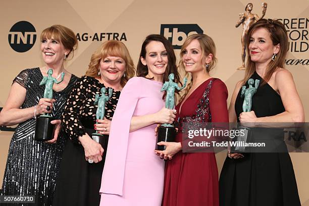 Actors Phyllis Logan, Lesley Nicol, Sophie McShera, Joanne Froggatt, and Raquel Cassidy winners for Outstanding Performance By an Ensemble in a Drama...