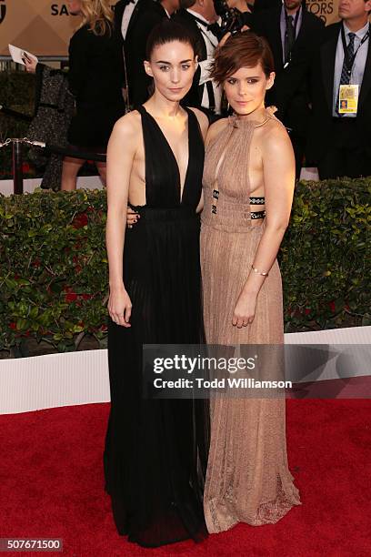 Actresses Rooney Mara and Kate Mara attend the 22nd Annual Screen Actors Guild Awards at The Shrine Auditorium on January 30, 2016 in Los Angeles,...